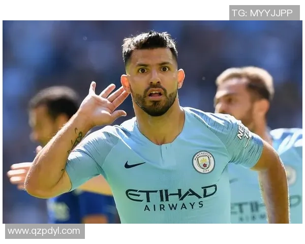 哪个足球明星对大空翼情有独钟并公开表达过自己的喜爱之情